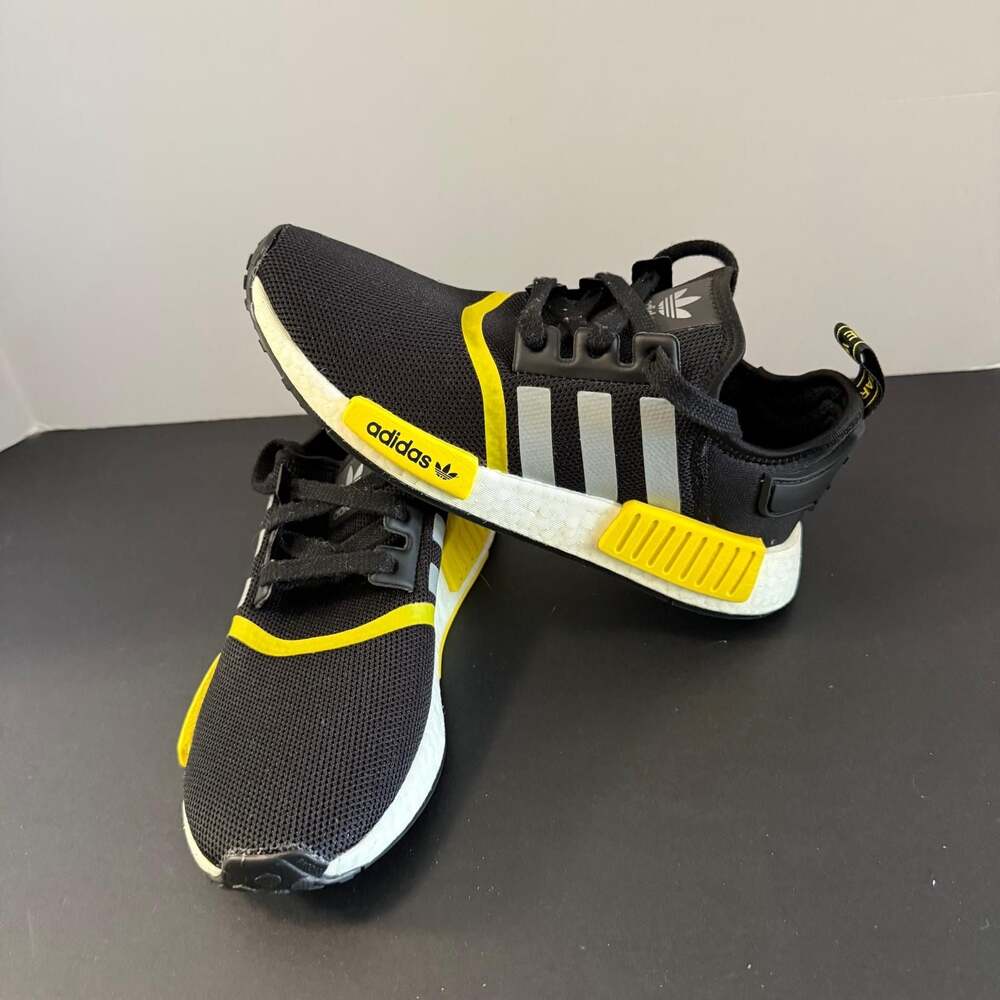 Adidas NMD‎ R1 Black Solar Yellow GV7183 Size 5.5